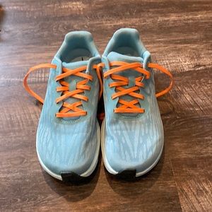 Women’s altra Rivera running shoes size 8
